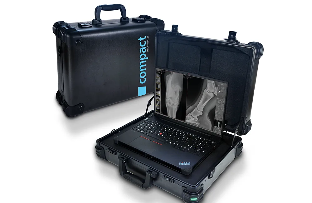 Portable, veterinary DR system in a suitcase - Leonardo DR compact 3