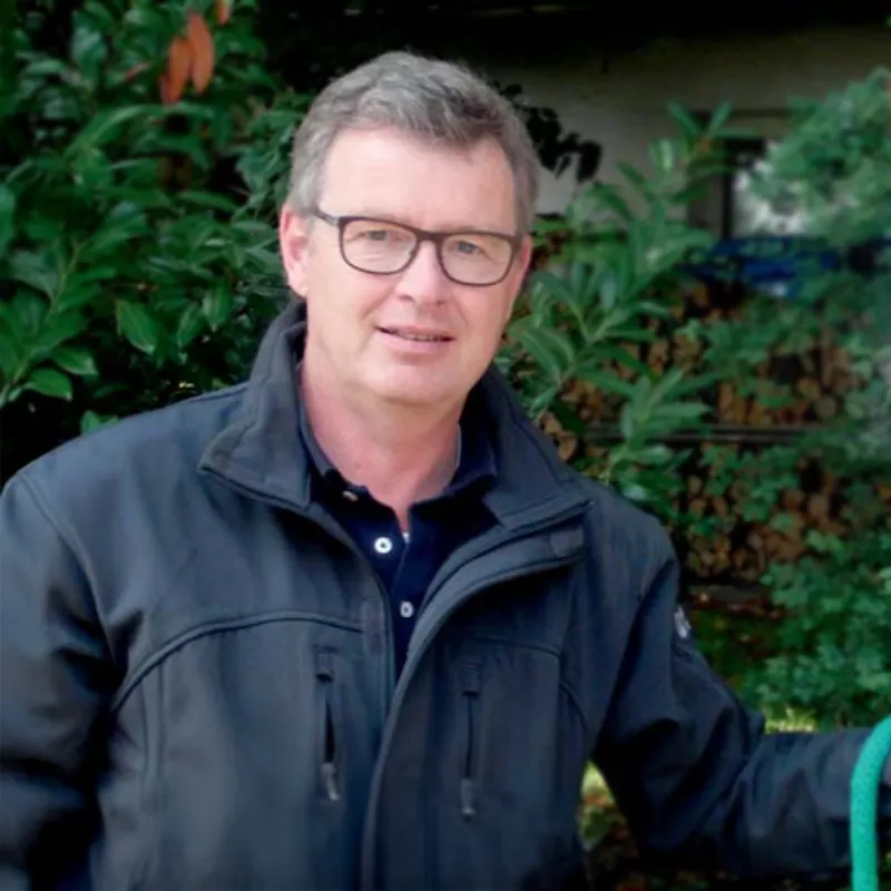 Dr. Stefan von Bieberstein - Equine Clinic